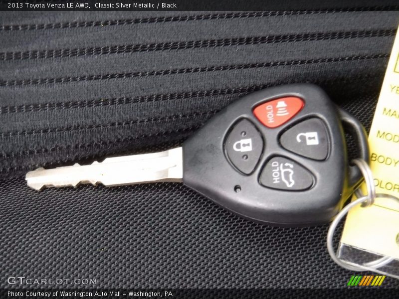 Classic Silver Metallic / Black 2013 Toyota Venza LE AWD