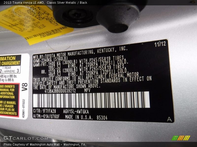 Classic Silver Metallic / Black 2013 Toyota Venza LE AWD