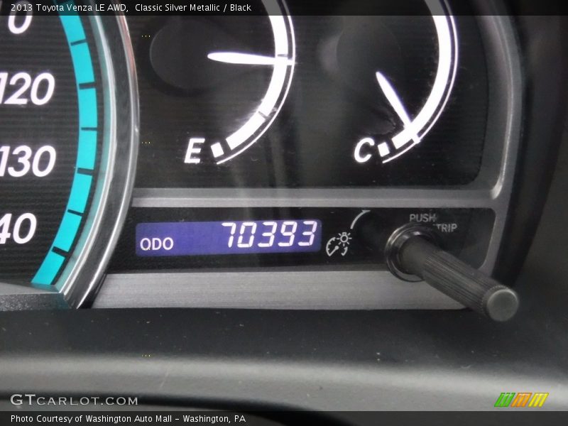 Classic Silver Metallic / Black 2013 Toyota Venza LE AWD
