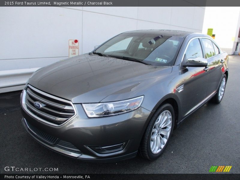 Magnetic Metallic / Charcoal Black 2015 Ford Taurus Limited