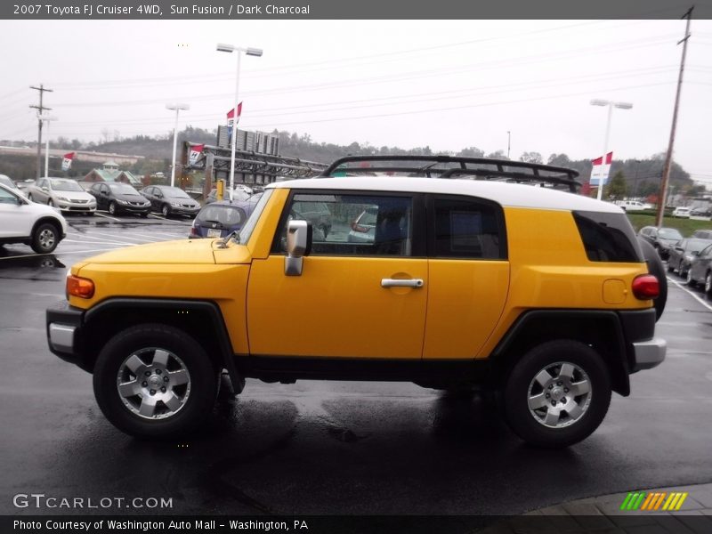 Sun Fusion / Dark Charcoal 2007 Toyota FJ Cruiser 4WD