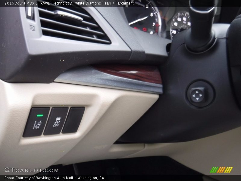 White Diamond Pearl / Parchment 2016 Acura MDX SH-AWD Technology
