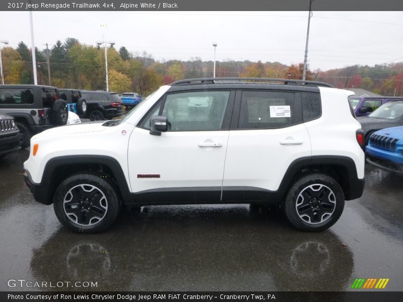 Alpine White / Black 2017 Jeep Renegade Trailhawk 4x4