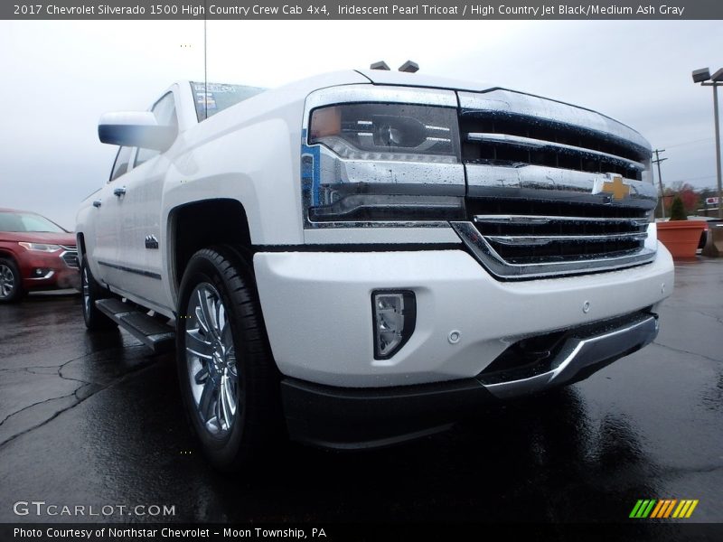Iridescent Pearl Tricoat / High Country Jet Black/Medium Ash Gray 2017 Chevrolet Silverado 1500 High Country Crew Cab 4x4