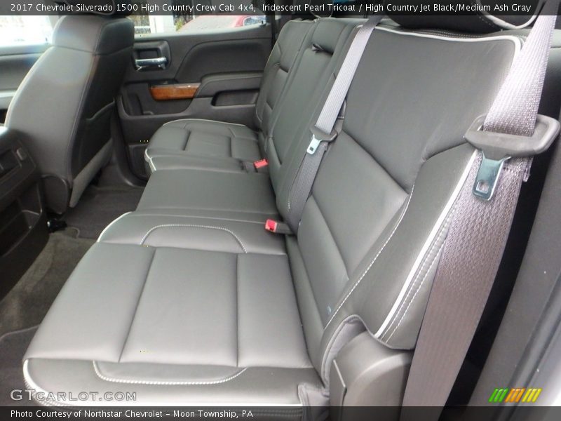 Iridescent Pearl Tricoat / High Country Jet Black/Medium Ash Gray 2017 Chevrolet Silverado 1500 High Country Crew Cab 4x4