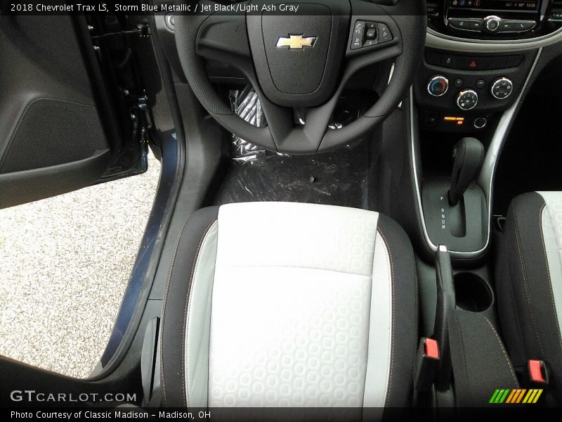 Storm Blue Metallic / Jet Black/Light Ash Gray 2018 Chevrolet Trax LS