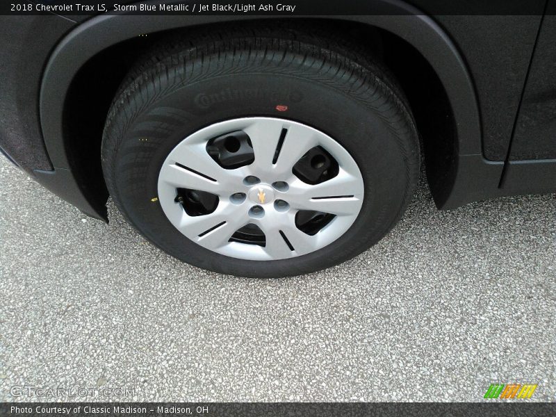 Storm Blue Metallic / Jet Black/Light Ash Gray 2018 Chevrolet Trax LS
