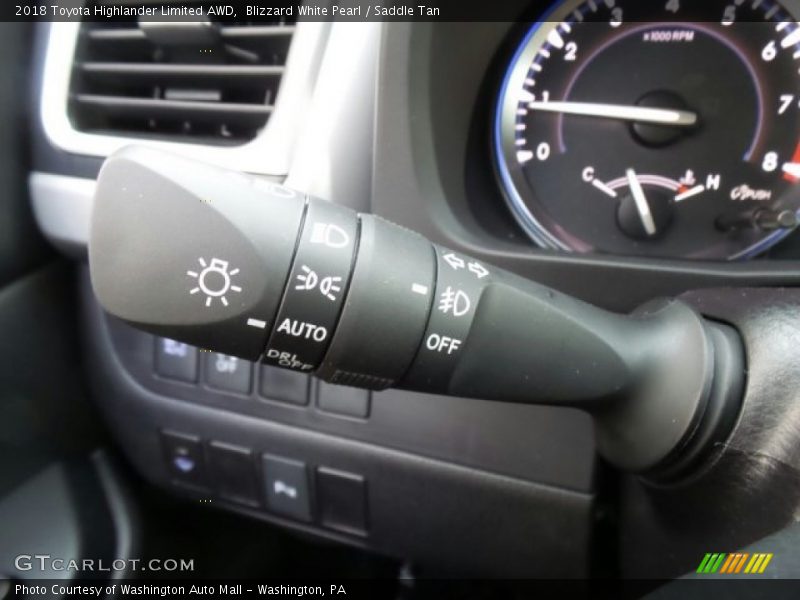 Blizzard White Pearl / Saddle Tan 2018 Toyota Highlander Limited AWD