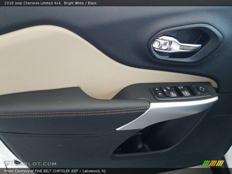Bright White / Black 2018 Jeep Cherokee Limited 4x4