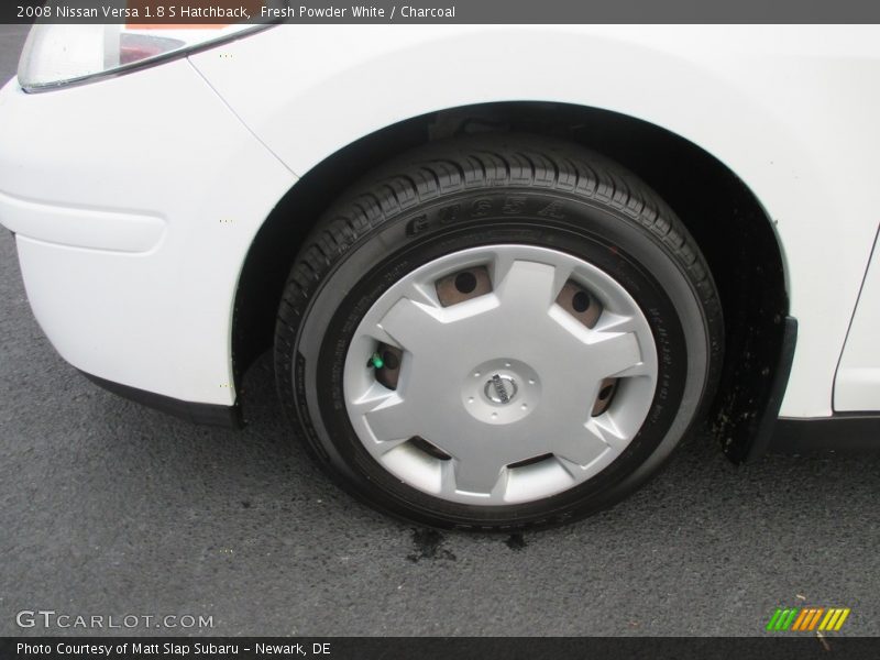 Fresh Powder White / Charcoal 2008 Nissan Versa 1.8 S Hatchback