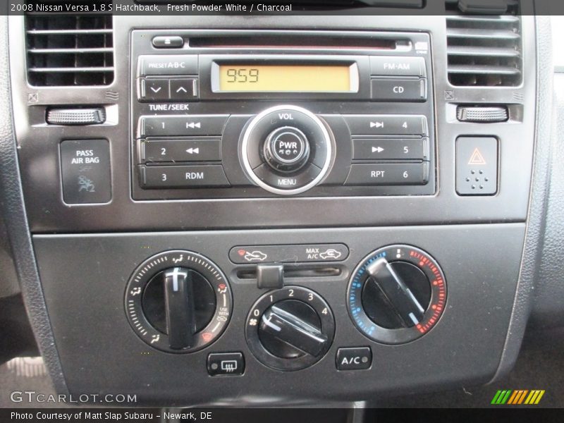 Fresh Powder White / Charcoal 2008 Nissan Versa 1.8 S Hatchback