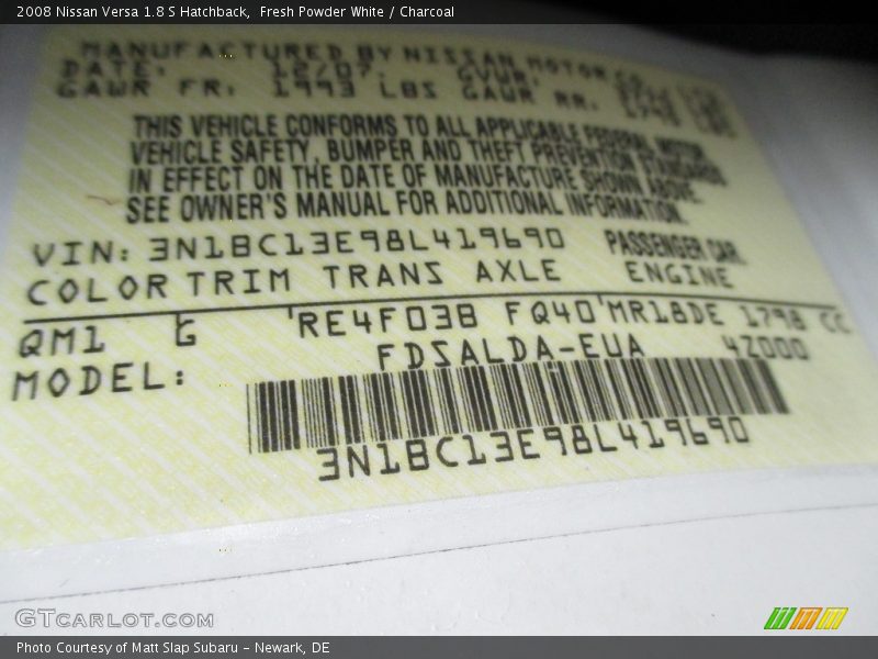 Fresh Powder White / Charcoal 2008 Nissan Versa 1.8 S Hatchback