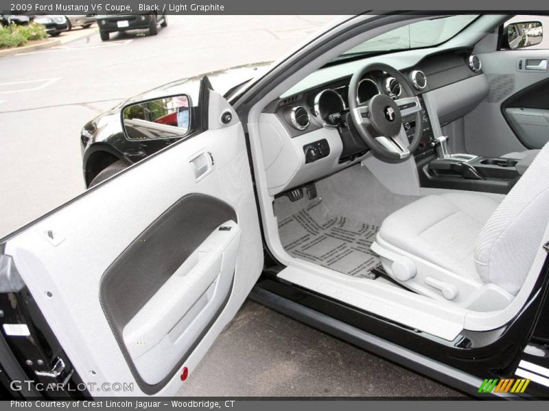 Black / Light Graphite 2009 Ford Mustang V6 Coupe
