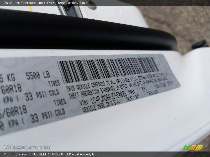 Bright White / Black 2018 Jeep Cherokee Limited 4x4