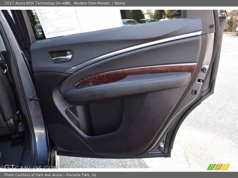 Modern Steel Metallic / Ebony 2017 Acura MDX Technology SH-AWD