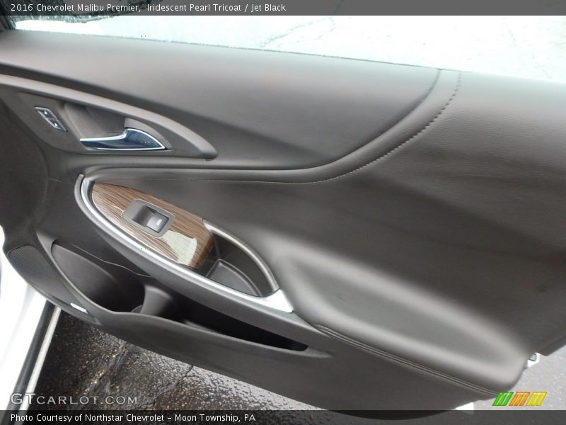 Iridescent Pearl Tricoat / Jet Black 2016 Chevrolet Malibu Premier