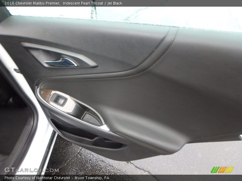 Iridescent Pearl Tricoat / Jet Black 2016 Chevrolet Malibu Premier