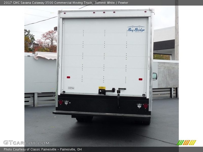 Summit White / Pewter 2017 GMC Savana Cutaway 3500 Commercial Moving Truck