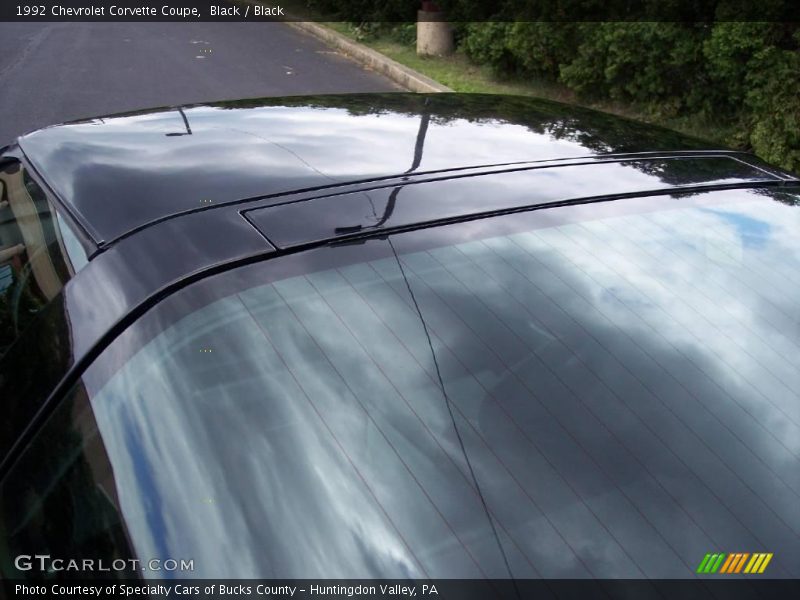 Black / Black 1992 Chevrolet Corvette Coupe