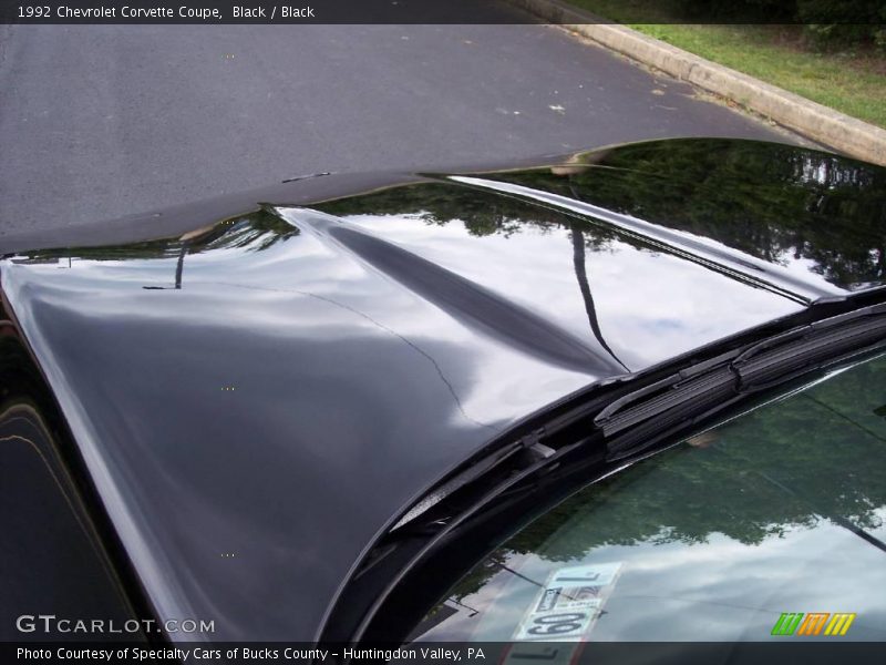 Black / Black 1992 Chevrolet Corvette Coupe