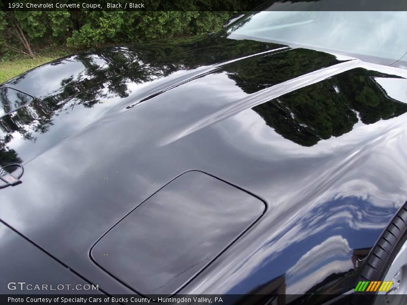 Black / Black 1992 Chevrolet Corvette Coupe