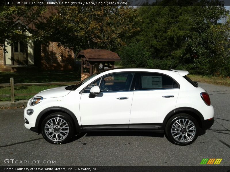 Bianco Gelato (White) / Nero/Grigio (Black/Gray) 2017 Fiat 500X Lounge