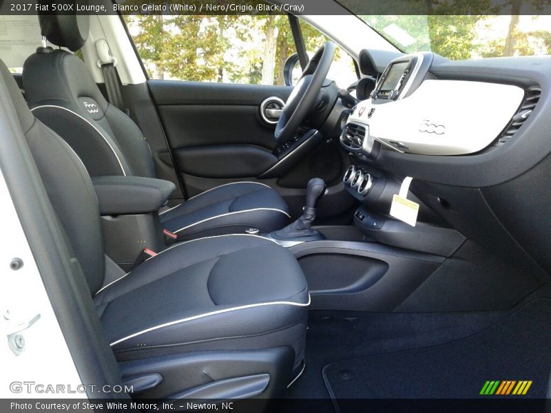 Bianco Gelato (White) / Nero/Grigio (Black/Gray) 2017 Fiat 500X Lounge