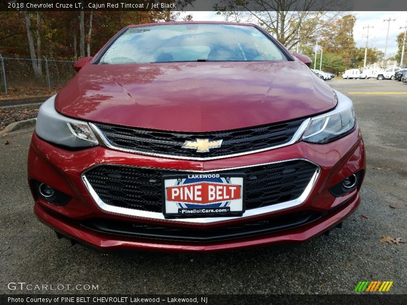 Cajun Red Tintcoat / Jet Black 2018 Chevrolet Cruze LT