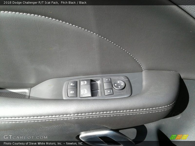 Pitch Black / Black 2018 Dodge Challenger R/T Scat Pack