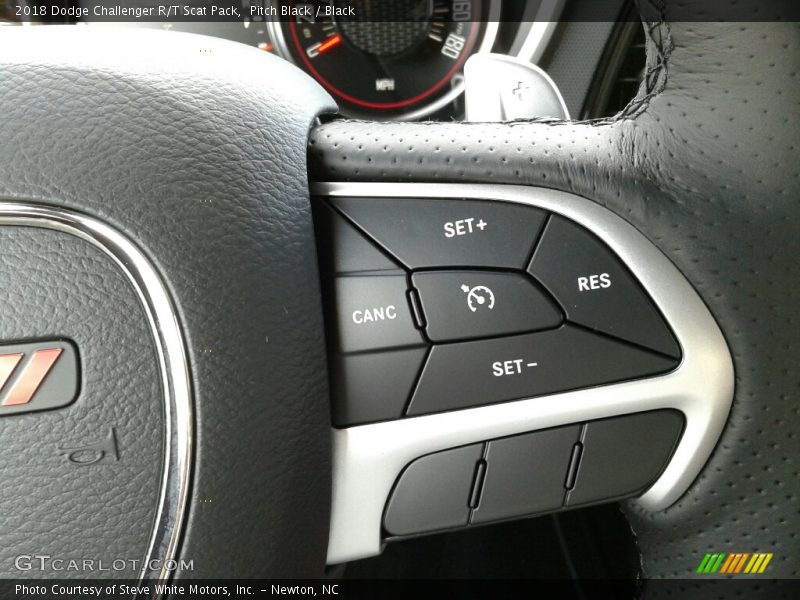 Pitch Black / Black 2018 Dodge Challenger R/T Scat Pack