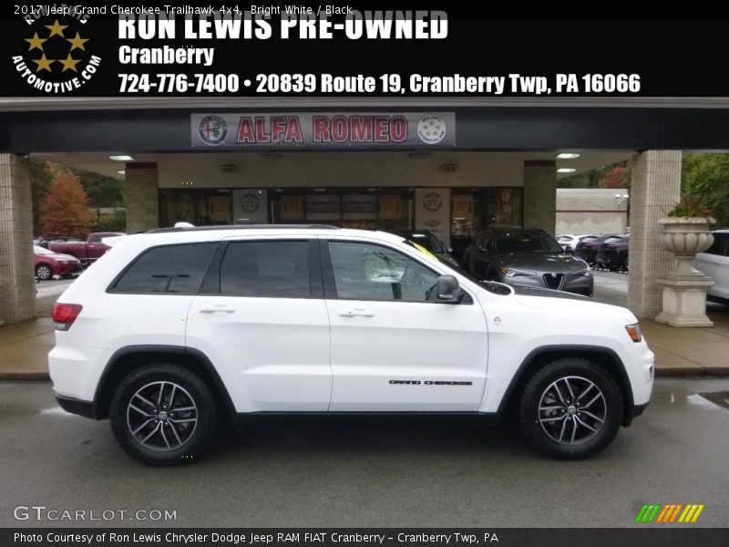 Bright White / Black 2017 Jeep Grand Cherokee Trailhawk 4x4