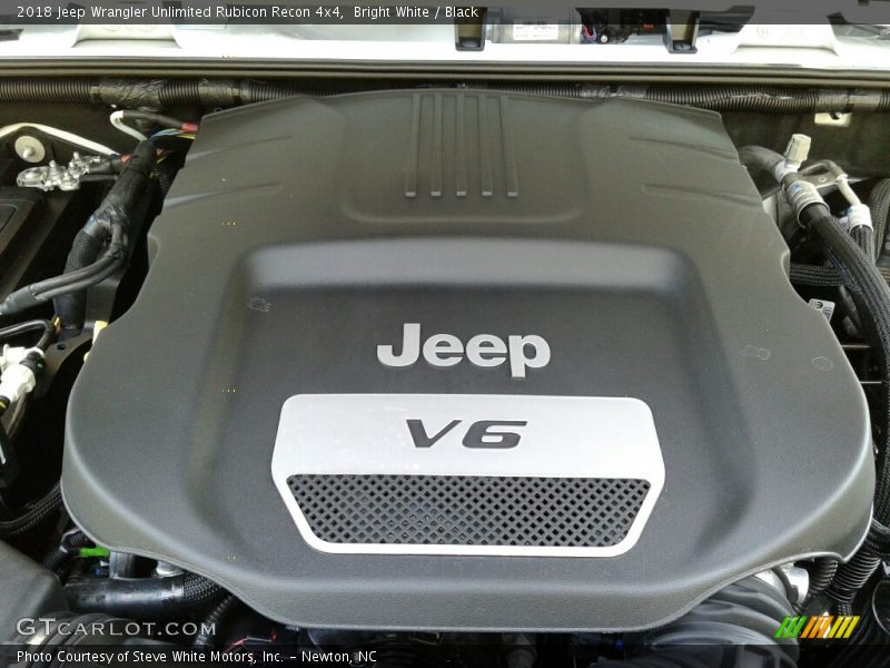 Bright White / Black 2018 Jeep Wrangler Unlimited Rubicon Recon 4x4