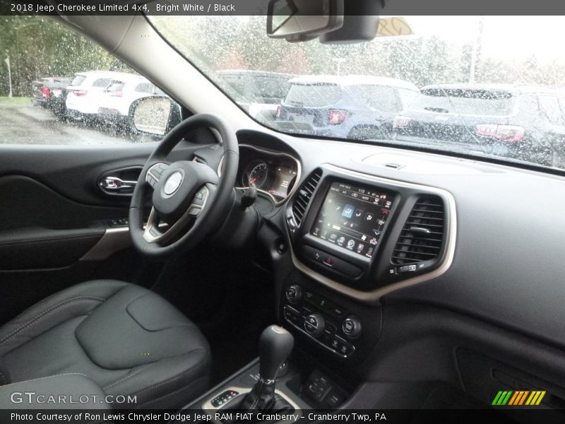 Bright White / Black 2018 Jeep Cherokee Limited 4x4