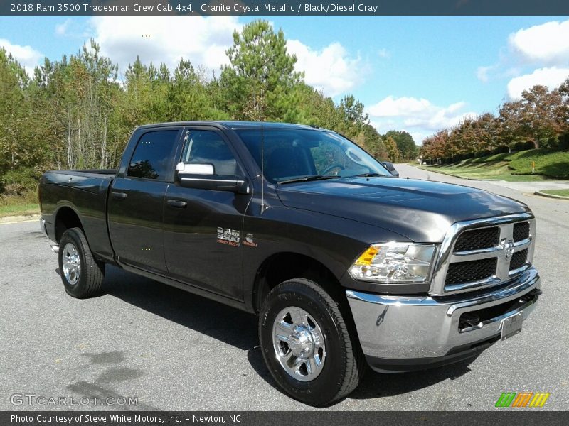 Front 3/4 View of 2018 3500 Tradesman Crew Cab 4x4