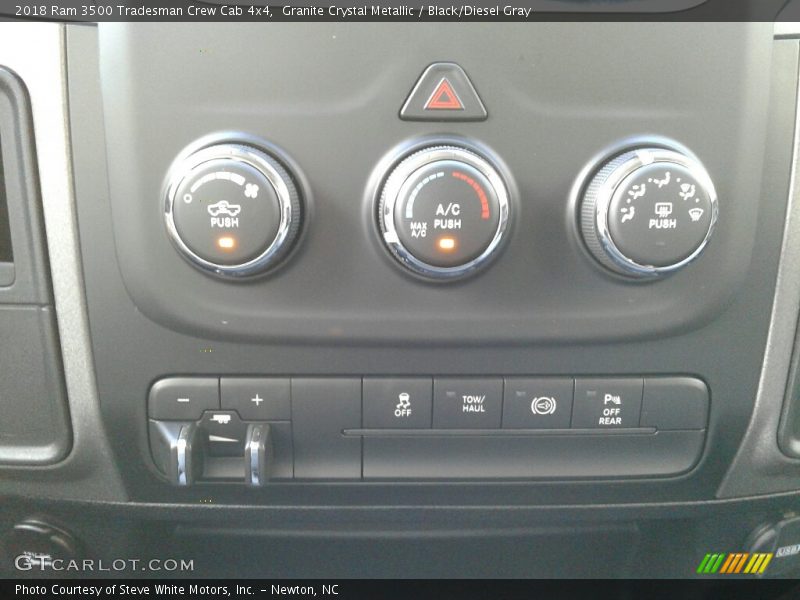 Granite Crystal Metallic / Black/Diesel Gray 2018 Ram 3500 Tradesman Crew Cab 4x4