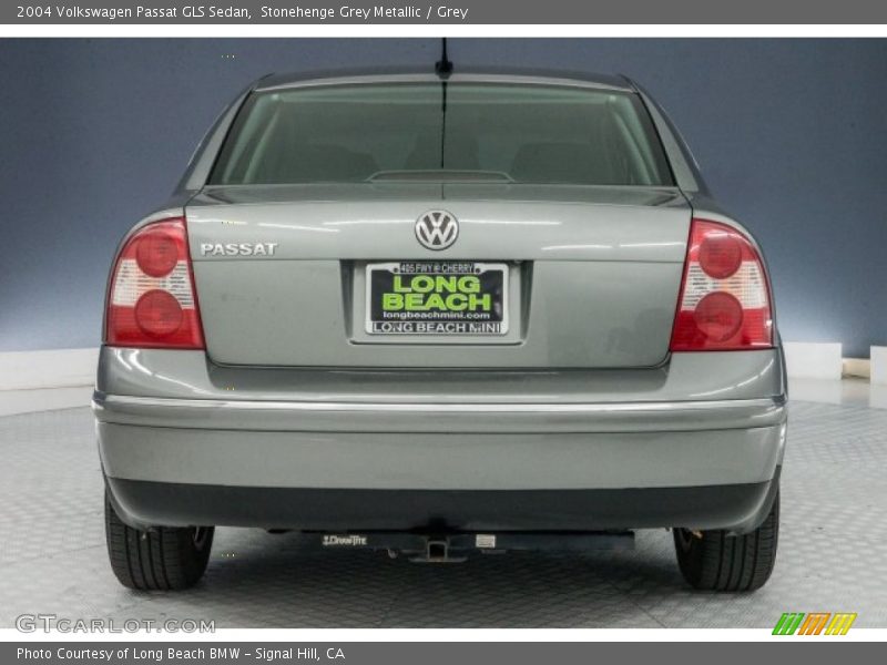 Stonehenge Grey Metallic / Grey 2004 Volkswagen Passat GLS Sedan