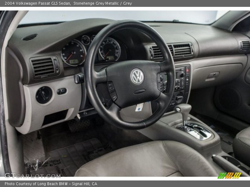 Stonehenge Grey Metallic / Grey 2004 Volkswagen Passat GLS Sedan