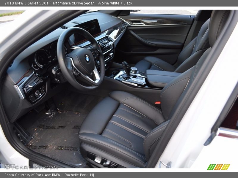  2018 5 Series 530e iPerfomance xDrive Sedan Black Interior