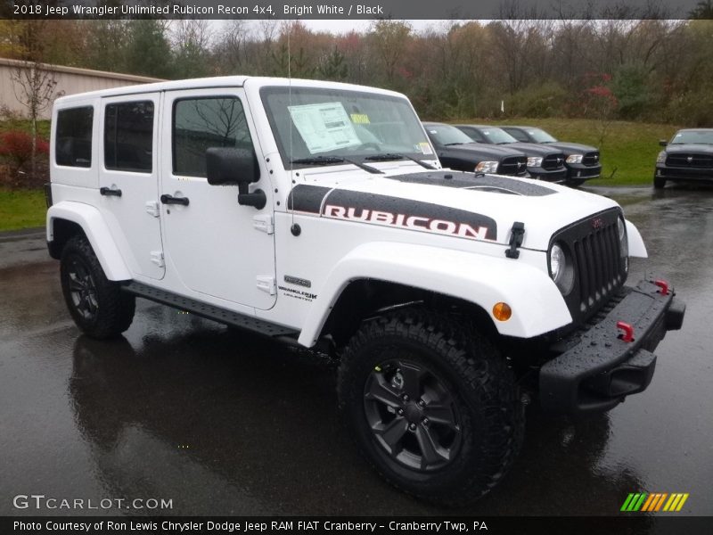 Front 3/4 View of 2018 Wrangler Unlimited Rubicon Recon 4x4