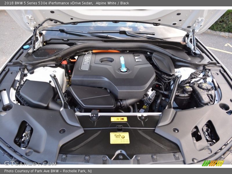  2018 5 Series 530e iPerfomance xDrive Sedan Engine - 2.0 Liter e DI TwinPower Turbocharged DOHC 16-Valve VVT 4 Cylinder Gasoline/Plug-In Electric Hybrid