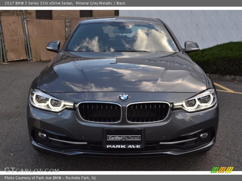 Mineral Grey Metallic / Black 2017 BMW 3 Series 330i xDrive Sedan