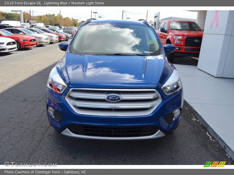 Lightning Blue / Medium Light Stone 2018 Ford Escape SE