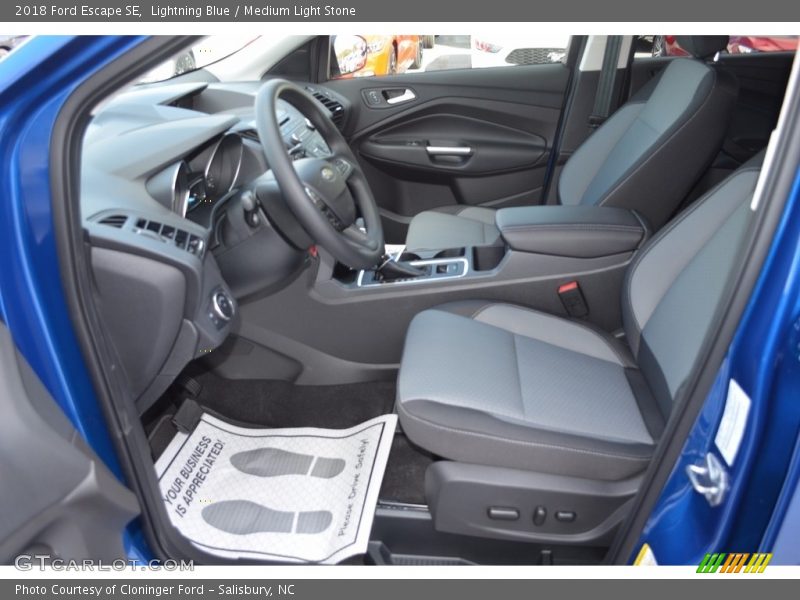 Lightning Blue / Medium Light Stone 2018 Ford Escape SE