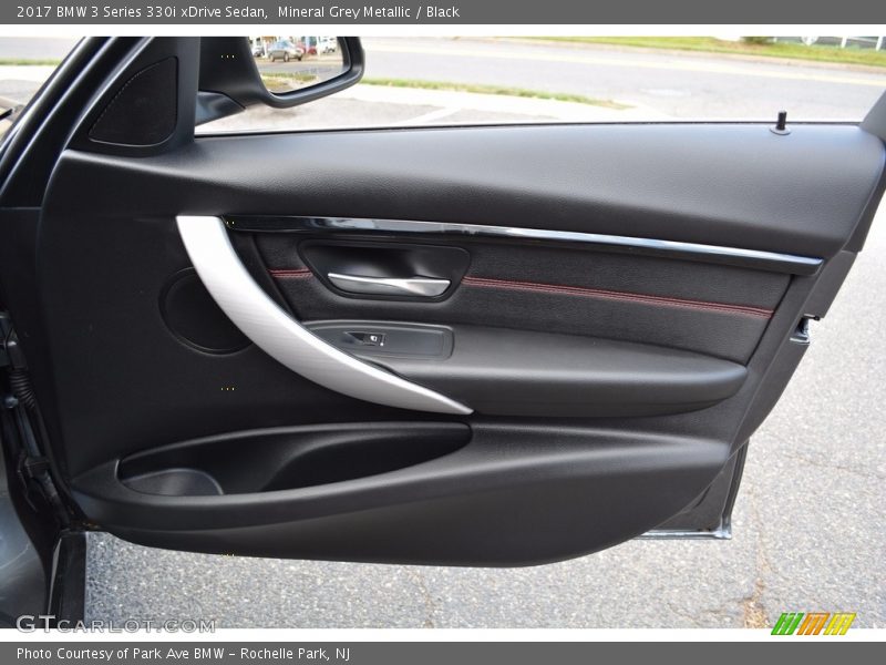 Mineral Grey Metallic / Black 2017 BMW 3 Series 330i xDrive Sedan
