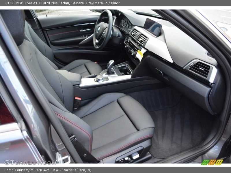 Mineral Grey Metallic / Black 2017 BMW 3 Series 330i xDrive Sedan