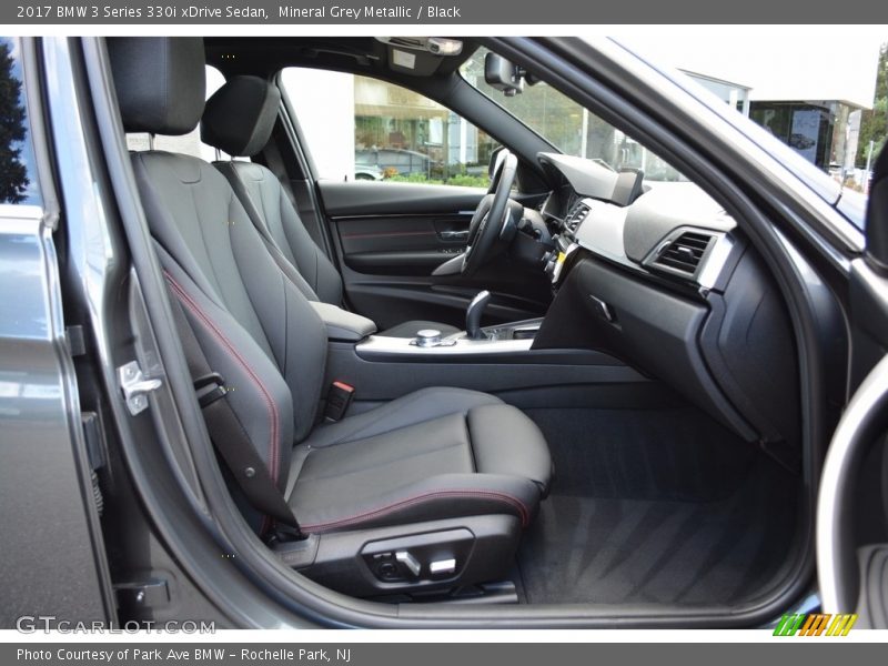 Mineral Grey Metallic / Black 2017 BMW 3 Series 330i xDrive Sedan