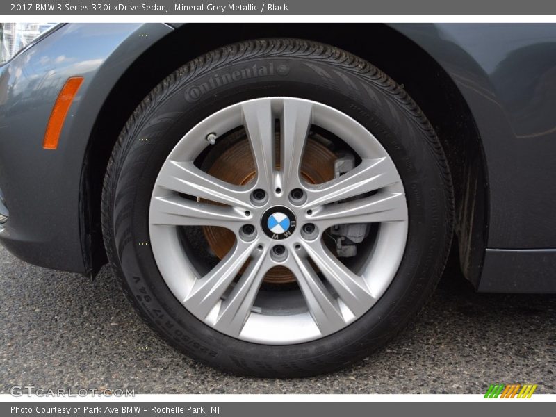 Mineral Grey Metallic / Black 2017 BMW 3 Series 330i xDrive Sedan