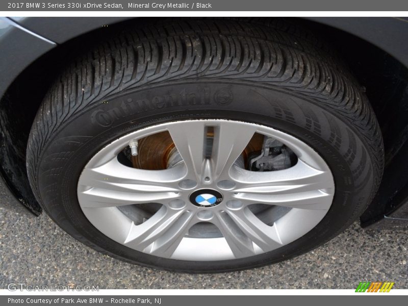 Mineral Grey Metallic / Black 2017 BMW 3 Series 330i xDrive Sedan