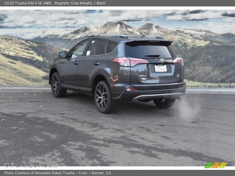 Magnetic Gray Metallic / Black 2018 Toyota RAV4 SE AWD