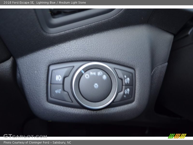 Lightning Blue / Medium Light Stone 2018 Ford Escape SE